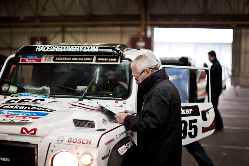 Illustration for article titled Land Rover-Sponsored Race2Recovery Sets Sail To Dakar